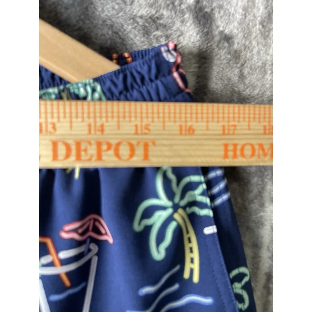 Chubbies Men's L Blue Tropical Flamingo Graphic Lined Drawstring Swim Shorts